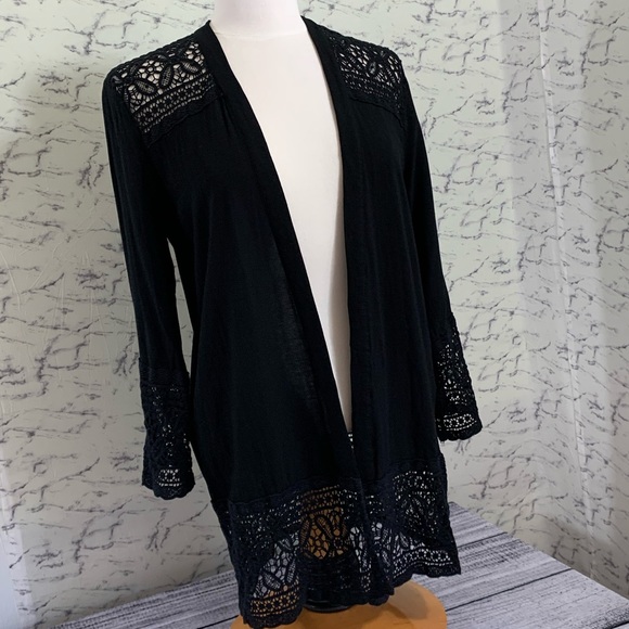 Forever 21 Jackets & Blazers - Forever 21, Lace trimmed Kimono, M, rayon / cotton